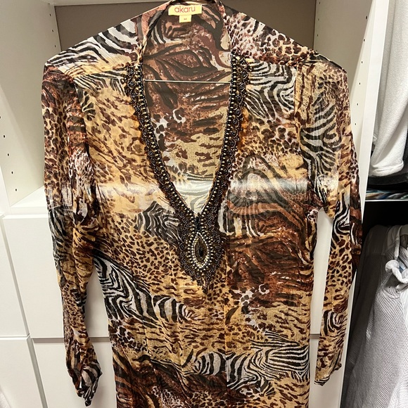 Stunning Chiffon animal print beaded top size M - Picture 1 of 3